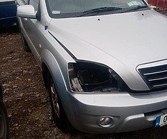 Breaking jeeps for parts - Image 10/10