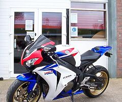 2009 Honda CBR - Image 5/9