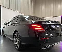 2017 Mercedes-Benz E-Class - Image 7/10