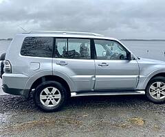 Crew cab pajero