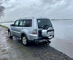 Crew cab pajero - Image 6/8