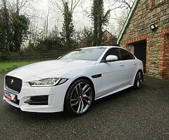 2016 Jaguar XE - Image 4/10