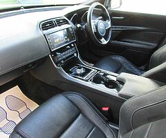 2016 Jaguar XE - Image 8/10