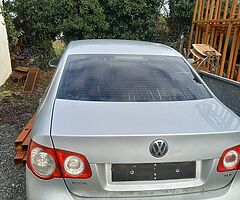 Breaking vw jetta 2008 1.9tdi
