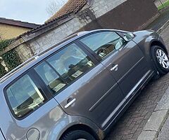 2005 Volkswagen Touran - Image 4/4
