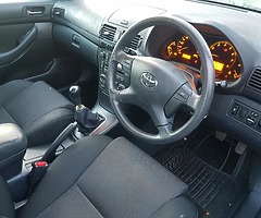 Toyota Avensis - Image 7/8