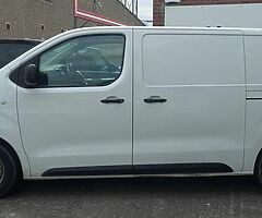 Citroen Dispatch - Image 6/9