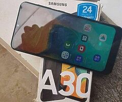 Samsung Galaxy A30, 64GB