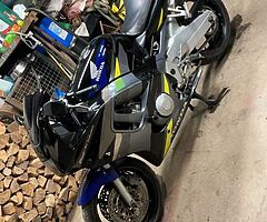 Honda cbr 600