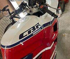 CBR 1000