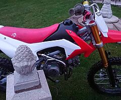 Stomp 140