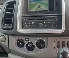 Renault trafic 9 seater - Image 6/10