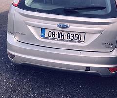 Selling my ford focus1.6tdic its dieasl only 200 tex for yeay nct till 8th 19 more info parsnl mesg