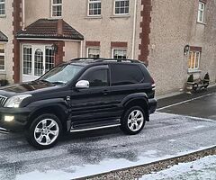 2010 Toyota landcruiser - Image 3/7