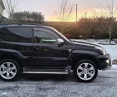 2010 Toyota landcruiser - Image 7/7