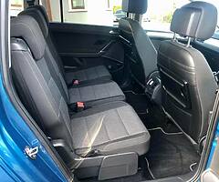 2016 Volkswagen Touran - Image 3/10