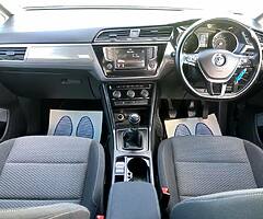2016 Volkswagen Touran - Image 8/10