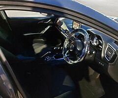 2014 Mazda 3 2.2L - Image 5/5