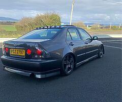 2002 Lexus IS 200 - Image 5/8