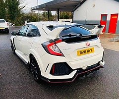 2018 Honda Civic Type R GT Turbo - Image 6/10