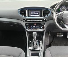 1️⃣7️⃣2️⃣ 
HYUNDAI IONIQ 1.6 HYBRID SELF CHARGING AUTOMATIC 59.000 MILES 
€15.750