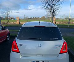Suzuki Swift 1.3Automatic Perl White