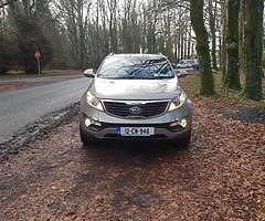 KIA SPORTAGE 2.0 CRDI AWD 4X4  6 SPEED  146 KLMS  TWIN PAN ROOF - Image 5/10