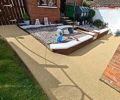 Resin Driveways, Patios, Paths and Courtyards - Image 7/10