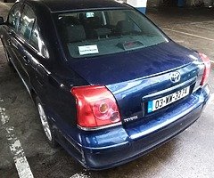 Toyota avensis 03 for parts 1.6