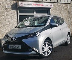 172 Toyota Aygo 1.0/ONLY 20k kilometres/High spec/Manual
