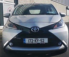 172 Toyota Aygo 1.0/ONLY 20k kilometres/High spec/Manual - Image 4/10