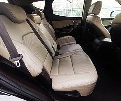 2013 Hyundai Santa-Fe/7 seater/Leather/165k kms - Image 8/10