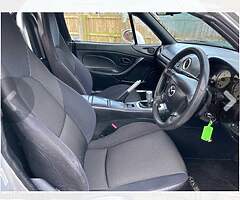2002 Mazda MX-5 - Image 3/10