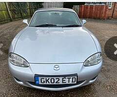 2002 Mazda MX-5 - Image 4/10