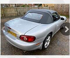 2002 Mazda MX-5 - Image 7/10