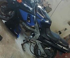 93 kawasaki zzr400 for breaking