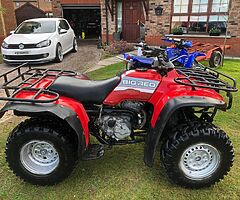 1996 Honda big red  1996 4x4 300cc