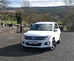 2014 Volkswagon tiguan - Image 8/10