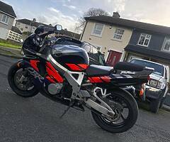 1993 Honda Fireblade - Image 5/9