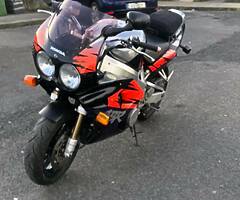 1993 Honda Fireblade - Image 6/9