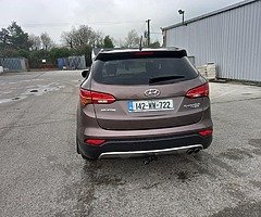 2014 hyundai santa fea 7 seater - Image 4/8