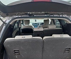 2014 hyundai santa fea 7 seater - Image 7/8