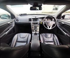 141 Volvo S60 1.6d/Only 115k mls/Leather/High spec/Manual - Image 3/10
