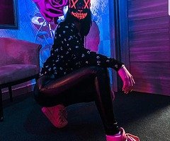 Neon_mask_ireland - Image 5/10