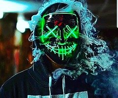 Neon_mask_ireland - Image 9/10