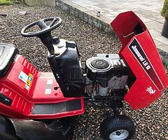 Jonsered LR10 ride on mower