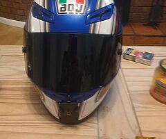 Helmet - Image 6/6