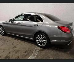 Mercedes c220 - Image 3/10
