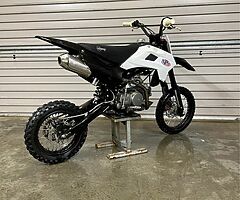 2017 Stomp 140 pitbike