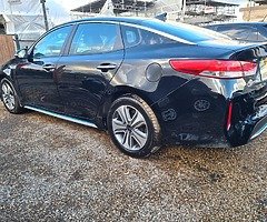 2017 Kia Optima PLUGIN HYBRID ULEZ FREE - Image 5/10